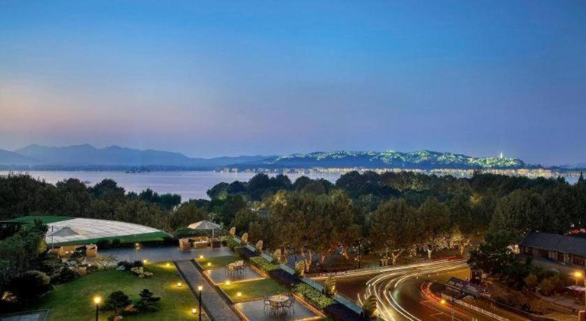 Sofitel Hangzhou Westlake - Few Steps To West Lake, With Panoramic Lake View Terrace Esterno foto